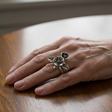 Anillo vintage floral en plata estratificada