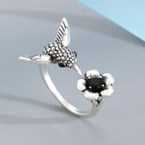 Anello con Colibrì e Fiore – Anello Aperto Regolabile per Donne