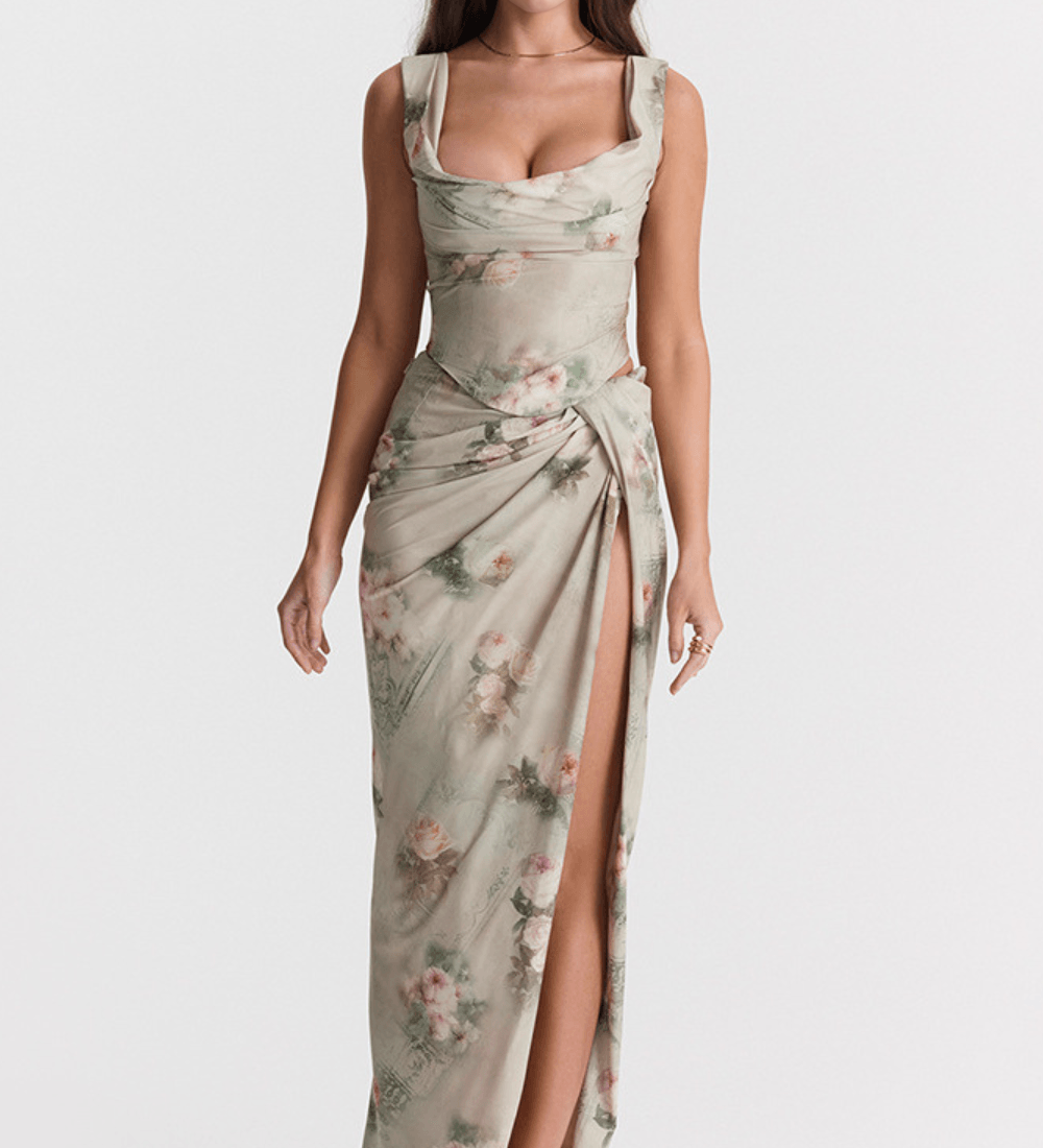 Ivelle | Vestido con Abertura y Ruptura