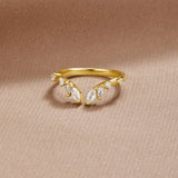 Mir - Anillo con Cristales y Tornillo de Uva en Oro
